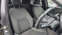 Toyota Yaris Cross 1.5 VVT-h Design SUV 5dr Petrol Hybrid E-CVT Euro 6 (s/s) (116 ps) 40