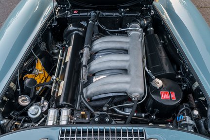 Mercedes-Benz SL Class 300SL Roadster 33