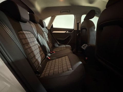 Audi Q3 TDI SE 18