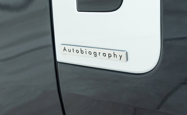 Land Rover Range Rover P530 Autobiography LWB 29