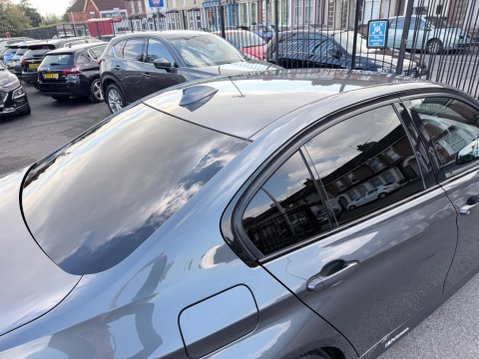 BMW 3 Series 2.0 320i M Sport Shadow Edition Auto Euro 6 (s/s) 4dr 15