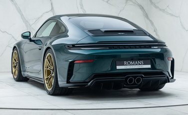 Porsche 911 GT3 TOURING (992.2) 12