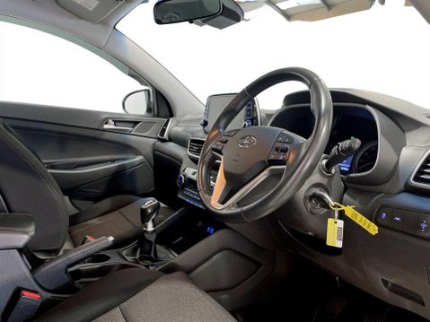 Hyundai TUCSON 1.6 GDi SE Nav SUV 5dr Petrol Manual Euro 6 (s/s) (132 ps) Air Con - Blueto 12