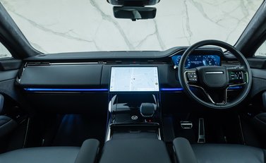 Land Rover Range Rover Sport P550e AUTOBIOGRAPHY 21