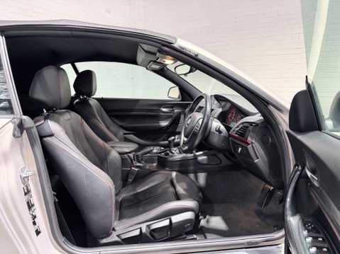 BMW 2 Series 2.0 220i Sport Euro 6 (s/s) 2dr 17