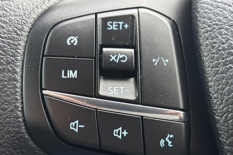 Ford Transit 350 L2 Drw 130 ps Single Cab Tipper - Air Con / Rear Camera / Cruise 34