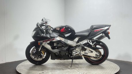 Honda CBR CBR929 2000 ONLY 19K NEW MOT CLASSIC SPORTS BIKE 4