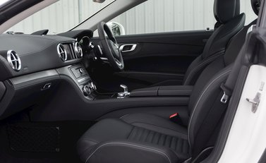 Mercedes-Benz SL Class SL500 Grand Edition 17