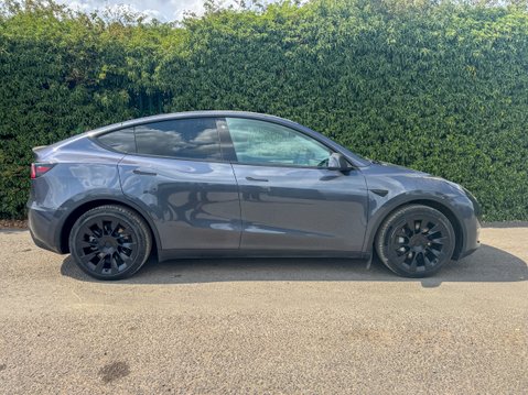 Tesla Model Y (Dual Motor) Long Range SUV 5dr Electric Auto 4WDE (384 bhp) 32