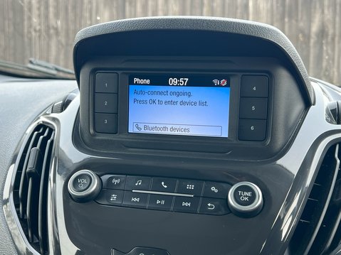 Ford Transit Courier SPORT TDCI 23