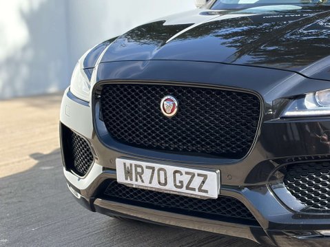 Jaguar F-Pace 2.0 F-PACE Chequered Flag AWD D Auto 4WD 5dr 35
