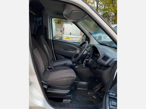 Fiat Doblo 1.6 JTD MultiJet 16v Maxi L2 H1 4dr 29