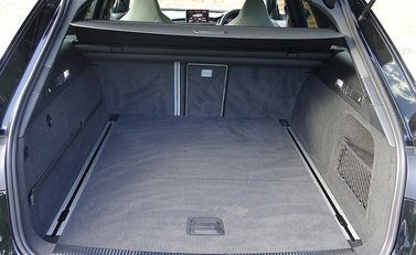 Audi RS6 Avant Performance 16