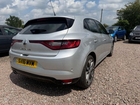 Renault Megane 1.6 dCi Signature Nav Hatchback 5dr Diesel Manual Euro 6 (s/s) (130 ps) 5