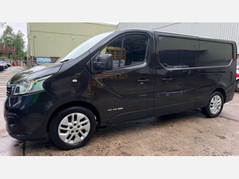 Renault Trafic 1.6 dCi ENERGY 29 Sport Nav Panel Van 5dr Diesel Manual LWB Standard Roof E 23
