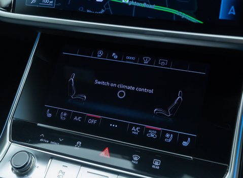 Audi RS6 AVANT PERFORMANCE 24