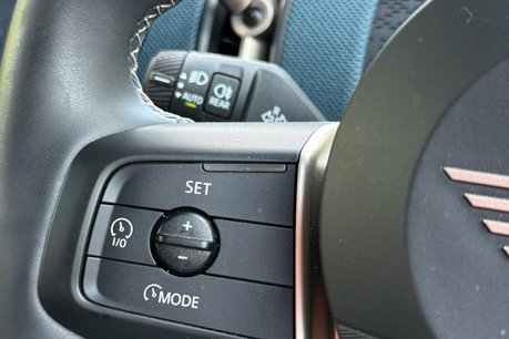 Mini Countryman C EXCLUSIVE 32