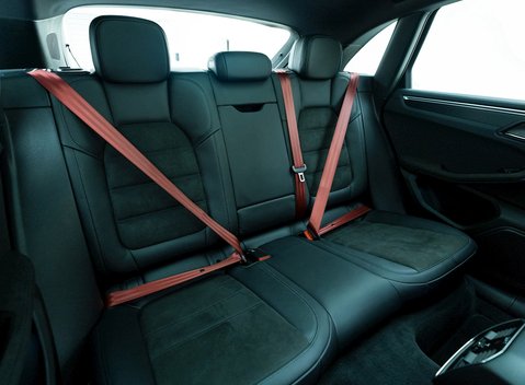 Porsche Macan GTS 13