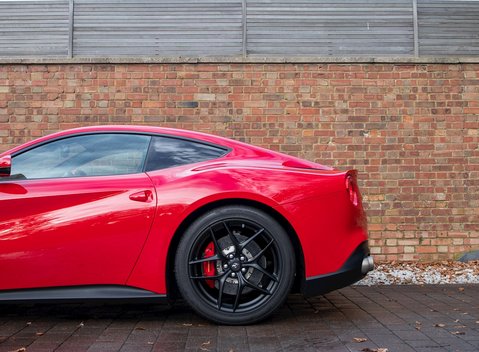 Ferrari F12 Berlinetta 27