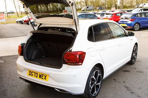 Volkswagen Polo R-LINE TSI DSG 38