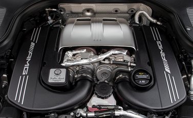 Mercedes-Benz GLC 63 4Matic 28