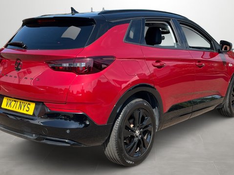 Vauxhall Grandland 1.2 Turbo SRi 5dr 9