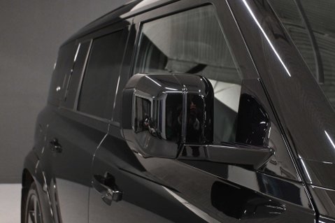 Land Rover Defender 3.0 Defender X-Dynamic HSE D MHEV A 4WD 5dr 25