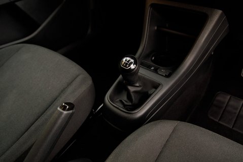 Volkswagen Up BLACK EDITION 20