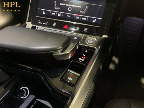 Audi E-Tron 55 SUV 5dr Electric Auto quattro 95kWh (408 ps) 17