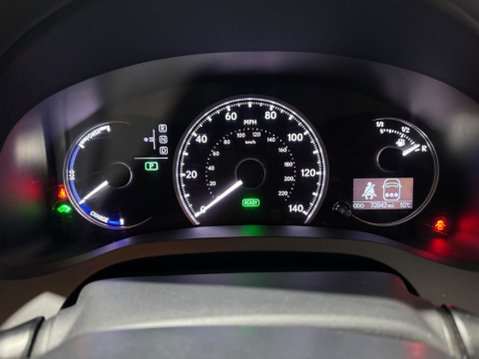 Lexus CT 1.8 200h SE-L CVT Euro 5 (s/s) 5dr 18