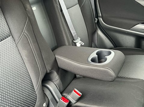 Mitsubishi Outlander PHEV DESIGN 36