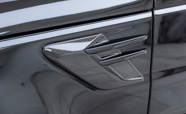 Land Rover Range Rover Sport 5.0 SVR Carbon Edition 32