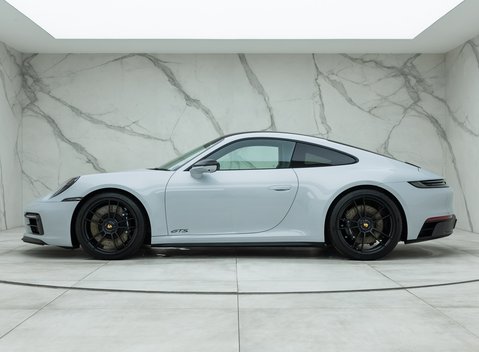 Porsche 911 Carrera GTS (992) 2
