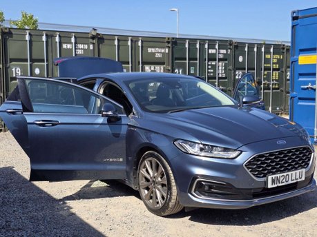 Ford Mondeo 2.0 TiVCT Vignale Saloon 4dr Petrol Hybrid CVT Euro 6 (s/s) (187 ps) 6