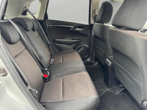 Honda Jazz 1.3 i-VTEC EX Navi CVT Euro 6 (s/s) 5dr 35