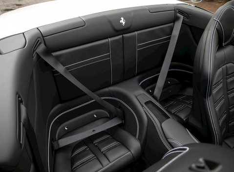 Ferrari California T 15