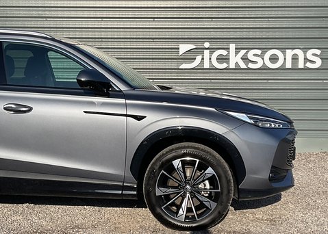 MG HS 1.5 T-GDI SE 3