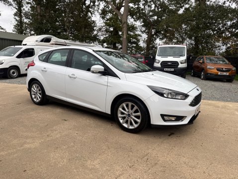 Ford Focus 1.0T EcoBoost Titanium Hatchback 5dr Petrol Manual Euro 6 (s/s) (125 ps) 6