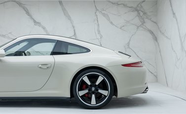 Porsche 911 50TH ANNIVERSARY EDITION 36