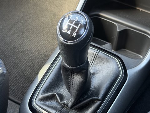 Suzuki Ignis 1.2 Dualjet 12V Hybrid SZ-T 5dr 29