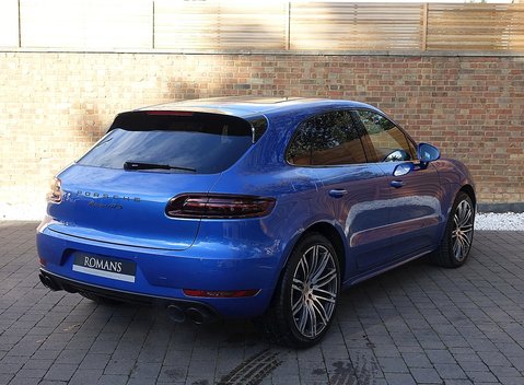 Porsche Macan GTS 23