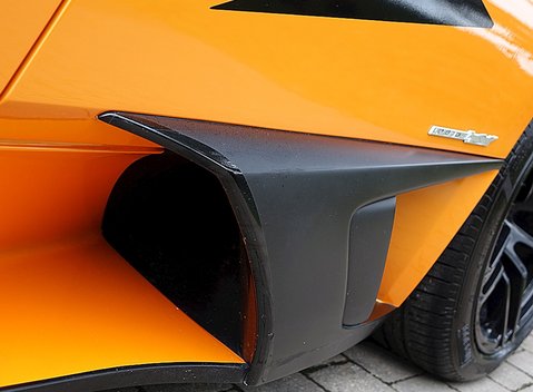 Lamborghini Murcielago LP 670-4 SV 8