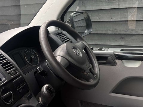Volkswagen Transporter 2.0 Transporter T28 Startline TDI 11