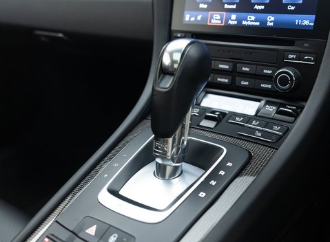 Porsche 911 Carrera 4 GTS (991.2) 29