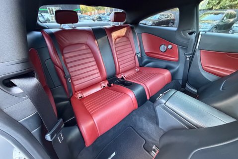 Mercedes-Benz C Class C 200 AMG LINE PREMIUM PLUS - MAGNO GREY FACTORY PAINT -ARMYTRIX EXHAUST 32