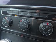 Volkswagen Golf SE NAVIGATION TDI BLUEMOTION TECHNOLOGY DSG 32