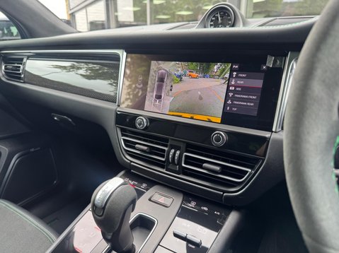 Porsche Macan GTS PDK 28