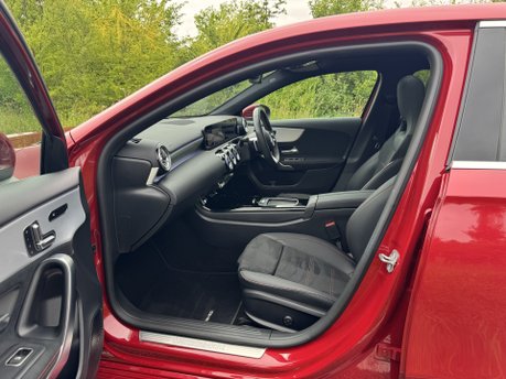 Mercedes-Benz A Class A180 MHEV AMG Line Premium Plus Petrol Auto PAN ROOF/360 CAM/MEMORY SEATS 8
