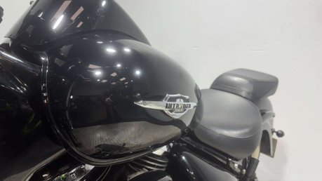 Suzuki Intruder 800 VL 2015 26K CUSTOM LOOKS MOT SERVICED CRUISER BIKE 800CC A2 26