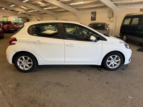Peugeot 208 1.2 PureTech Active Euro 6 5dr 7